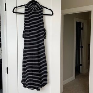 Express black and white stripe